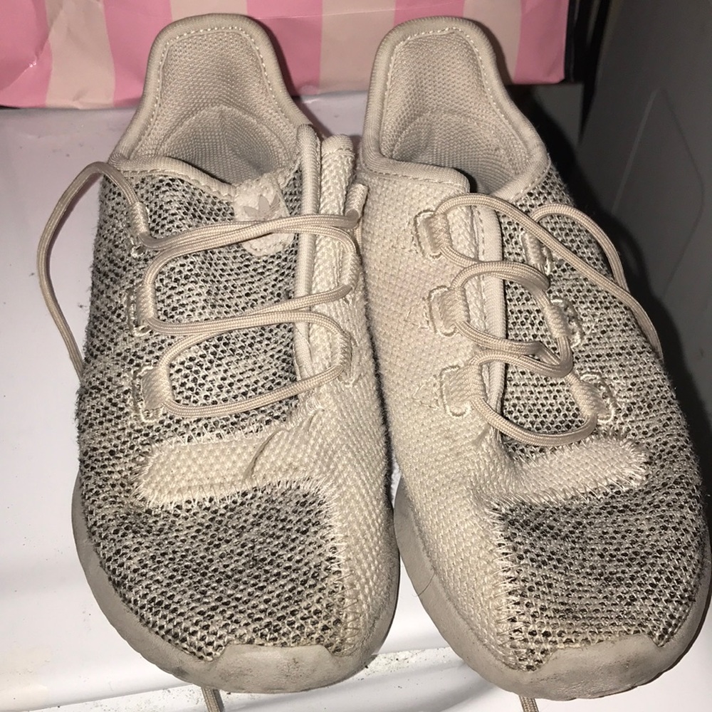 Boys shoes